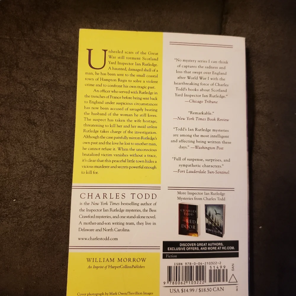 A False‎ Mirror by Charles Todd  Paperback